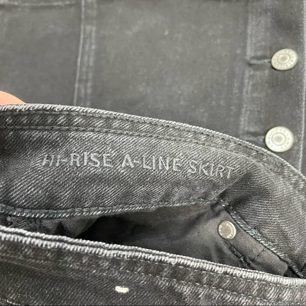 American Eagle Black Jean Mini Skirt Sz 4 - Picture 4 of 6